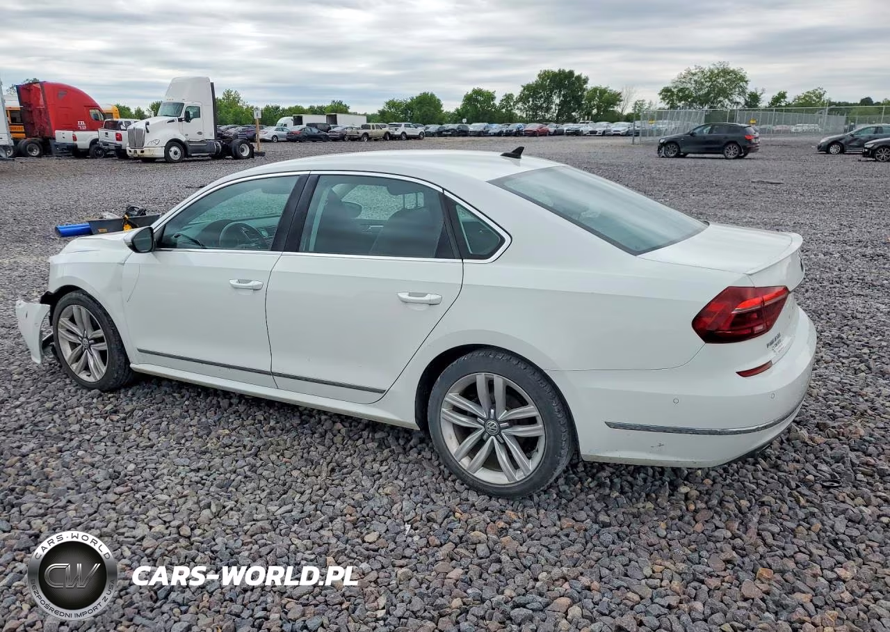 2017 Volkswagen Passat Sel Premium VIN:1VWCT7A34HC002198 - 2