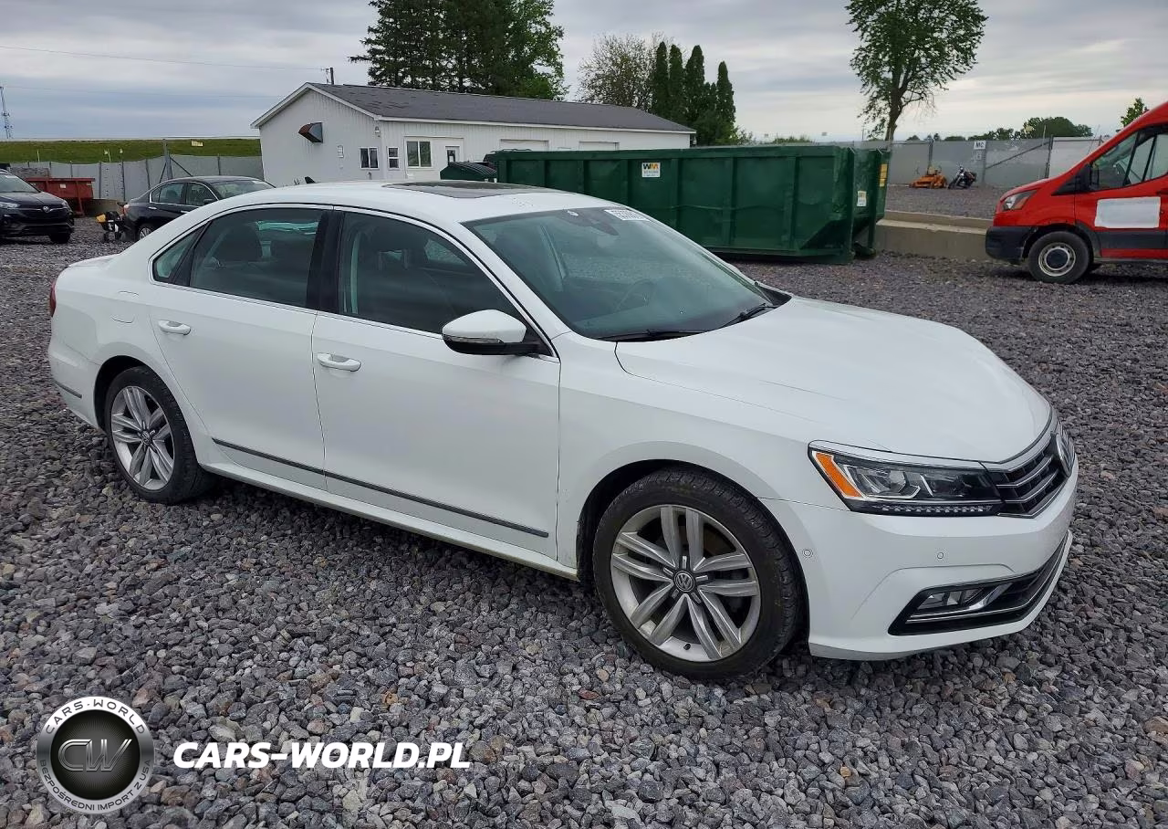 2017 Volkswagen Passat Sel Premium VIN:1VWCT7A34HC002198 - 4