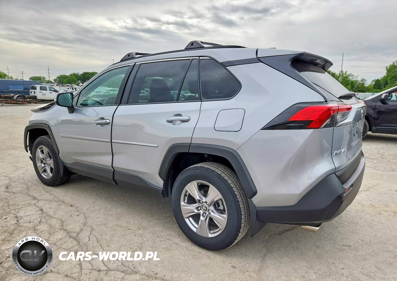 2024 Toyota Rav4 Xle VIN:2T3P1RFV0RW493173 - 2