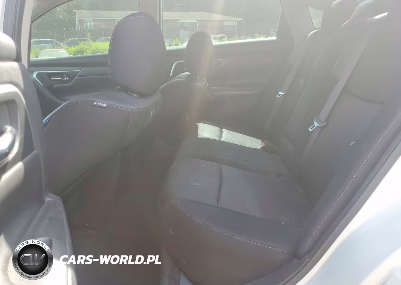 2016 Nissan Altima 2.5 Sr VIN:1N4AL3AP3GC176600 - 10