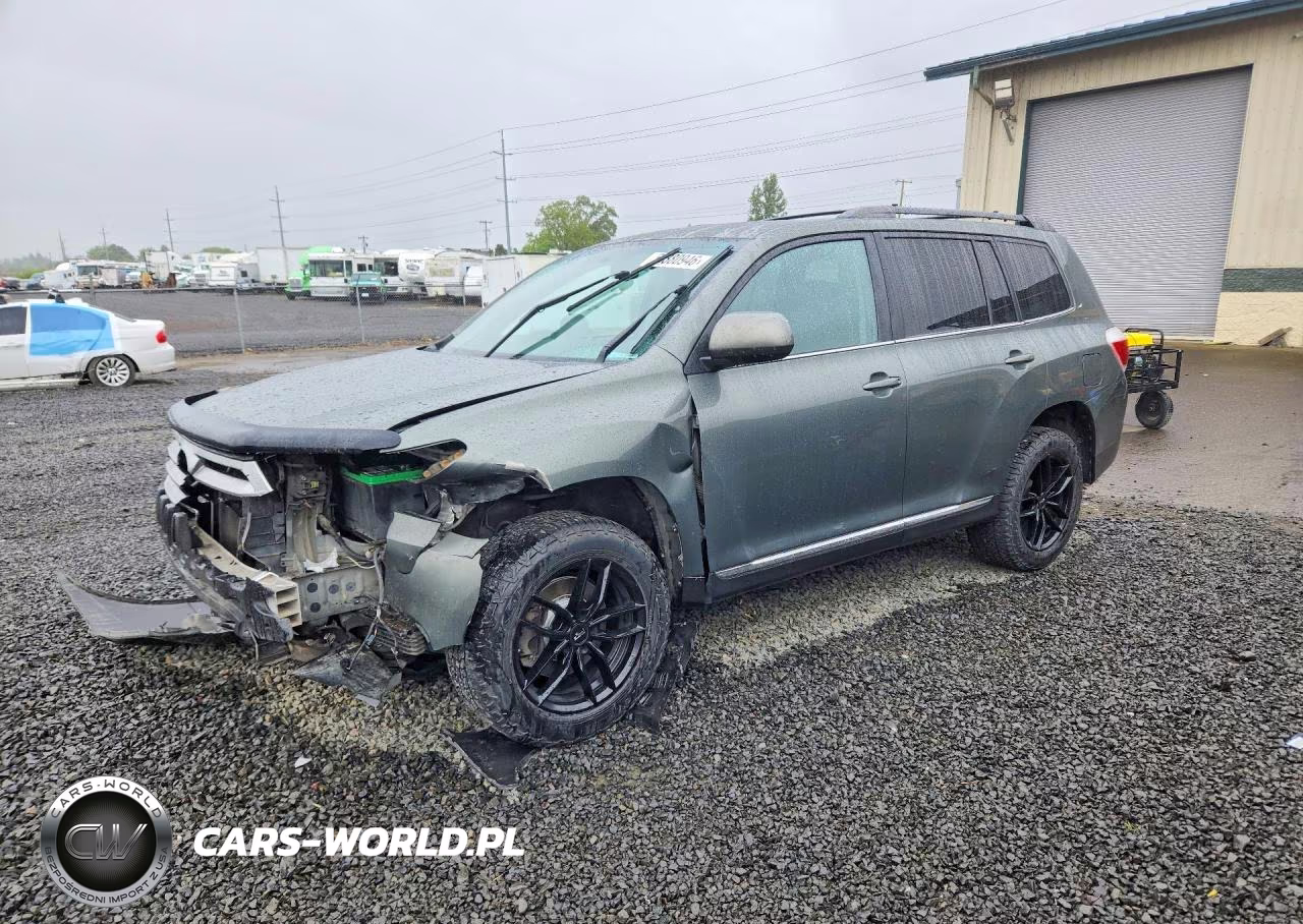 2013 Toyota Highlander Se