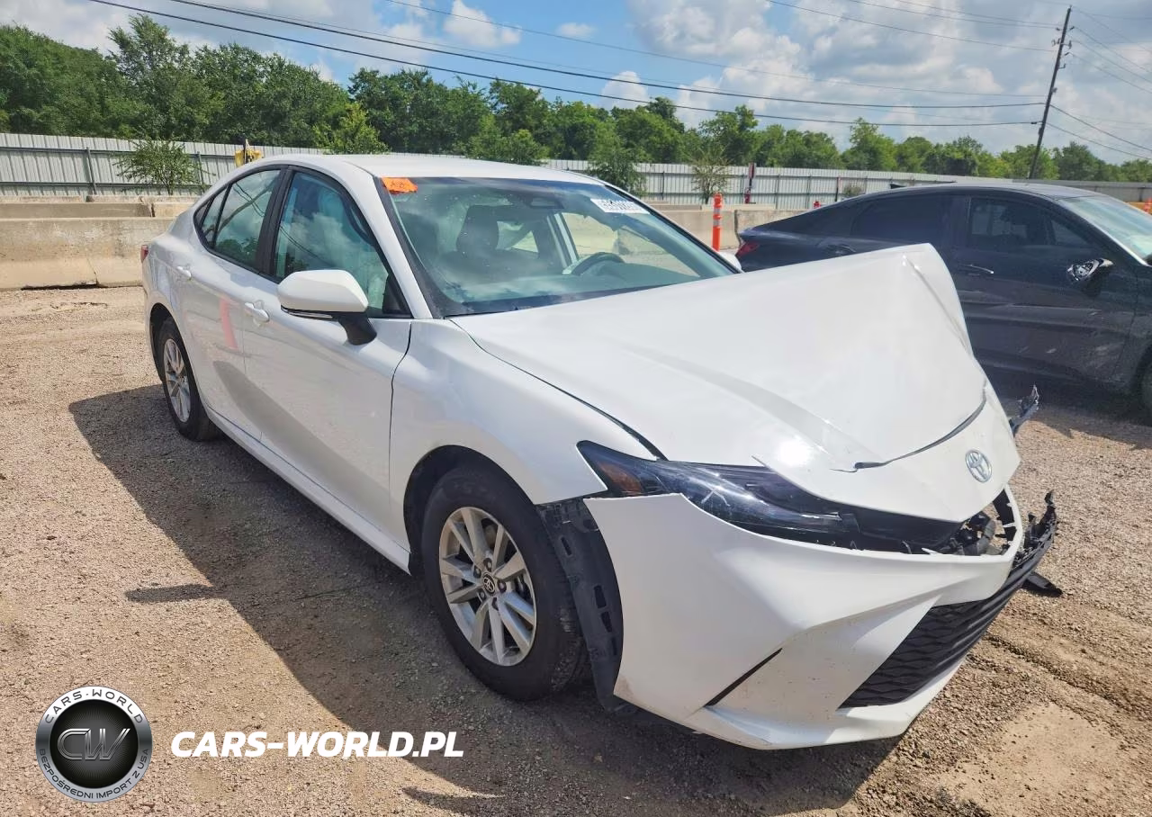 2025 Toyota Camry Le VIN:4T1DAACK5SU041197 - 4