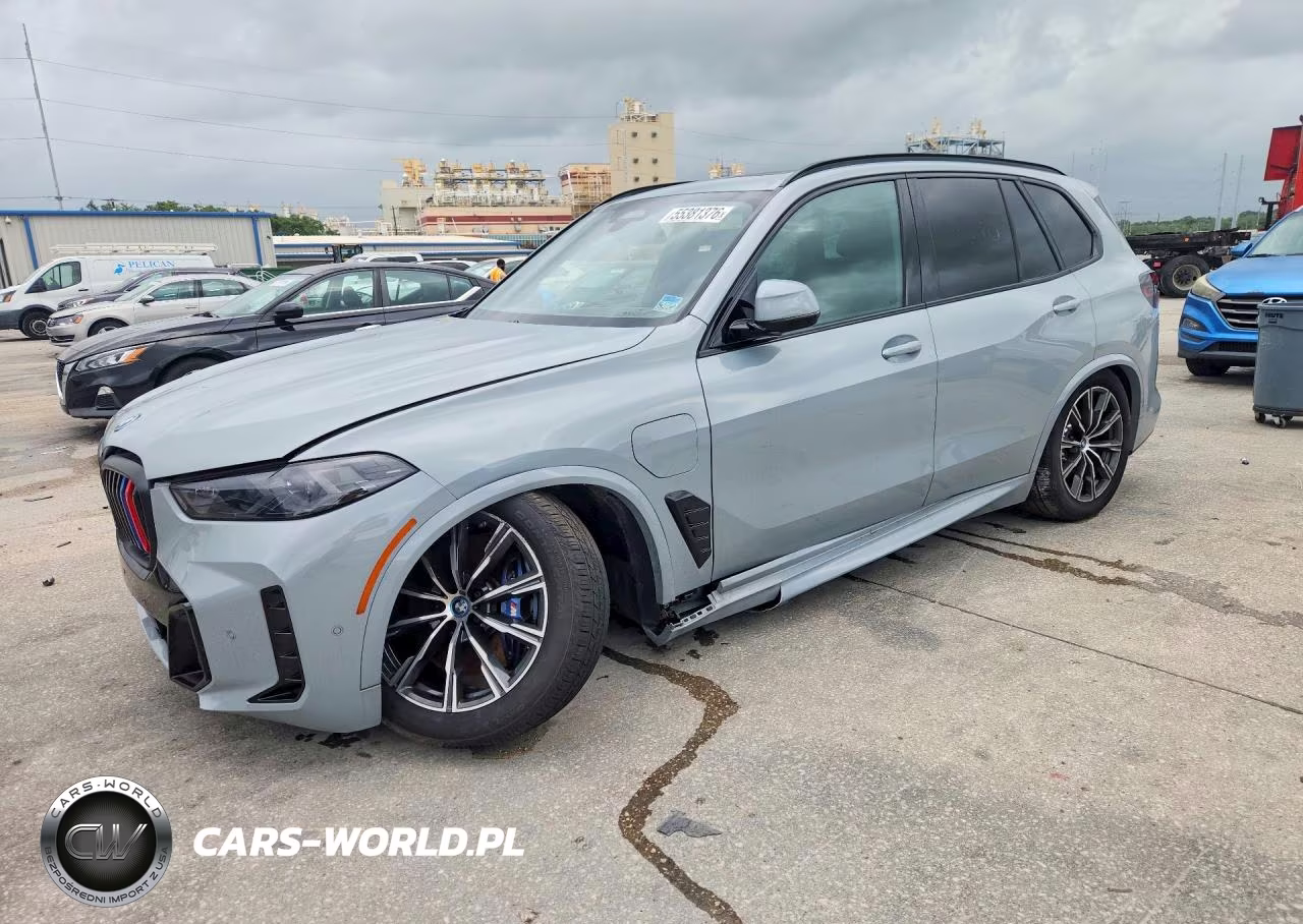 2025 BMW X5 xDrive50E – zdjęcie 1 z 13