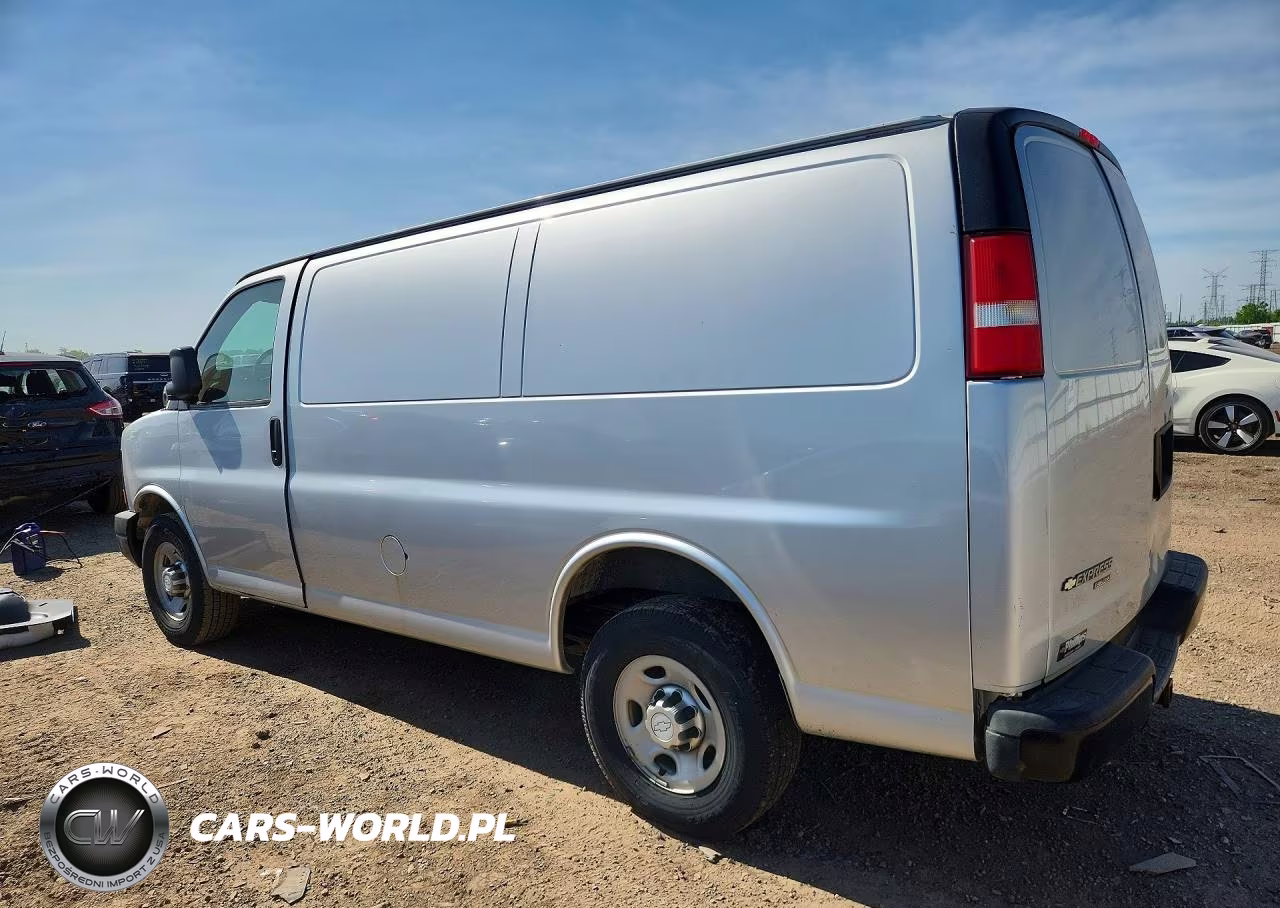 2015 Chevrolet Express G2500 VIN:1GCWGFCF8F1224919 - 2