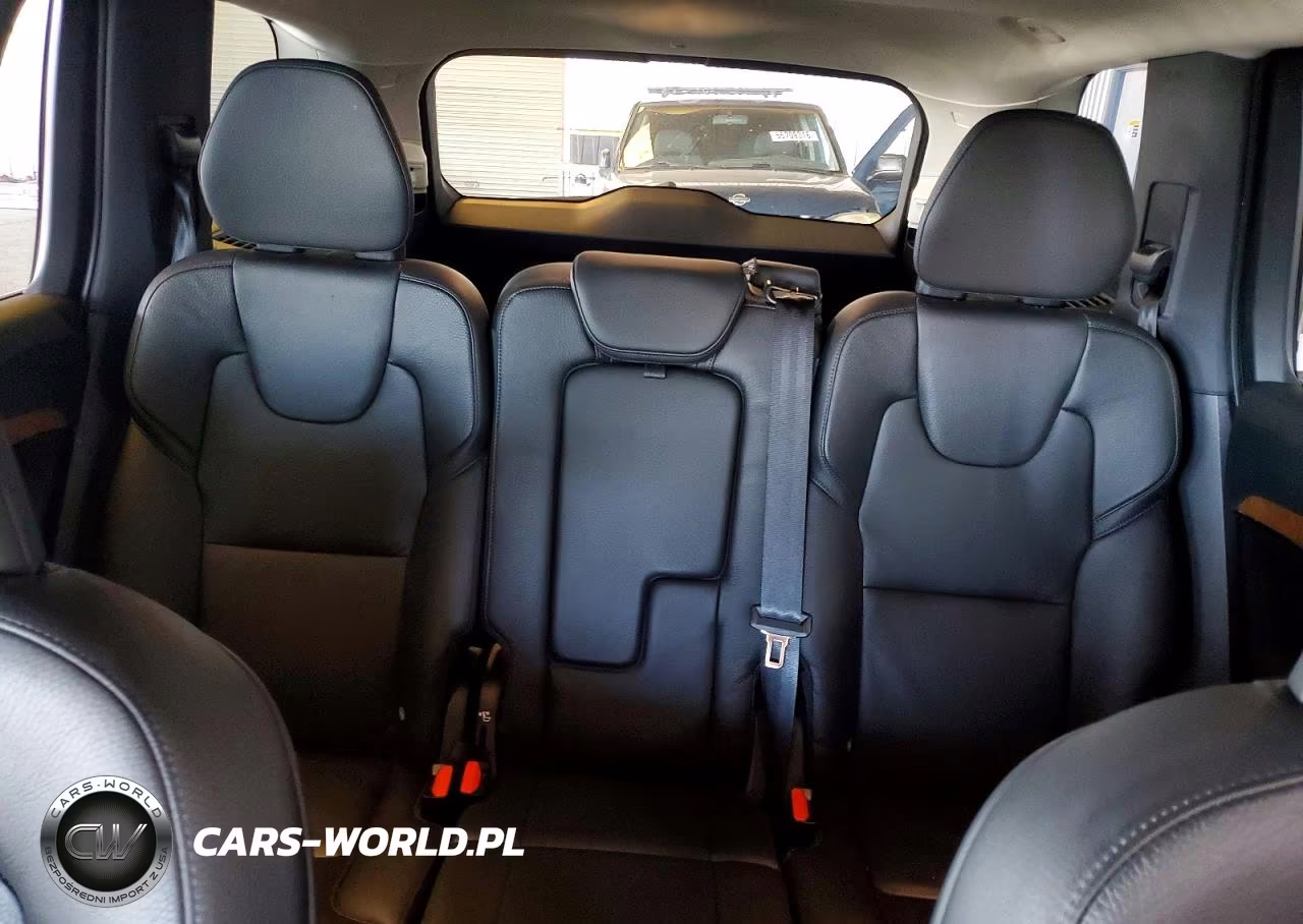 2021 Volvo Xc90 T5 Momentum VIN:YV4102PK9M1725634 - 10