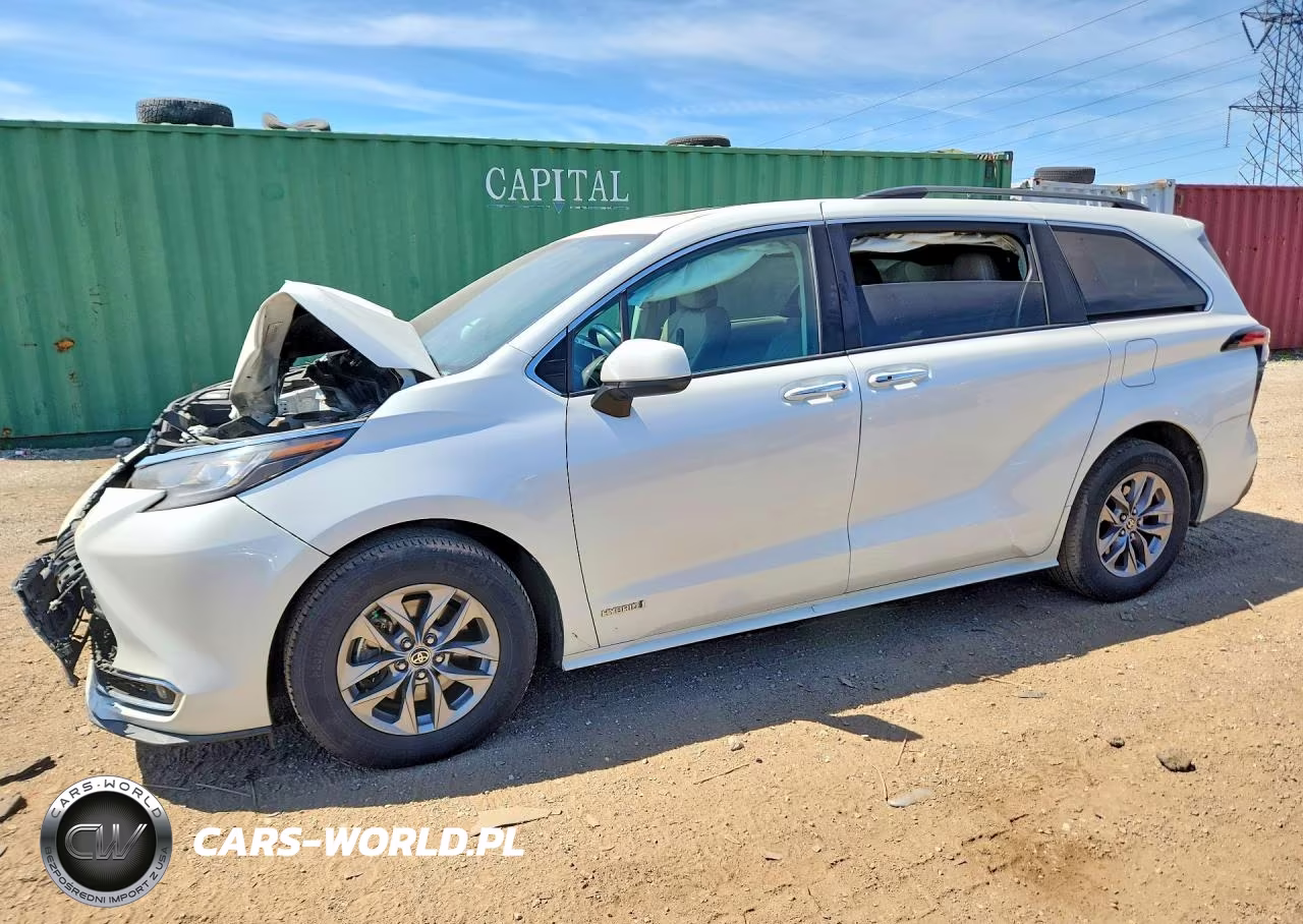 2021 Toyota Sienna Xle