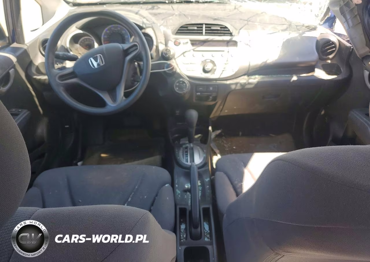 2010 Honda Fit VIN:JHMGE8H25AS019488 - 8