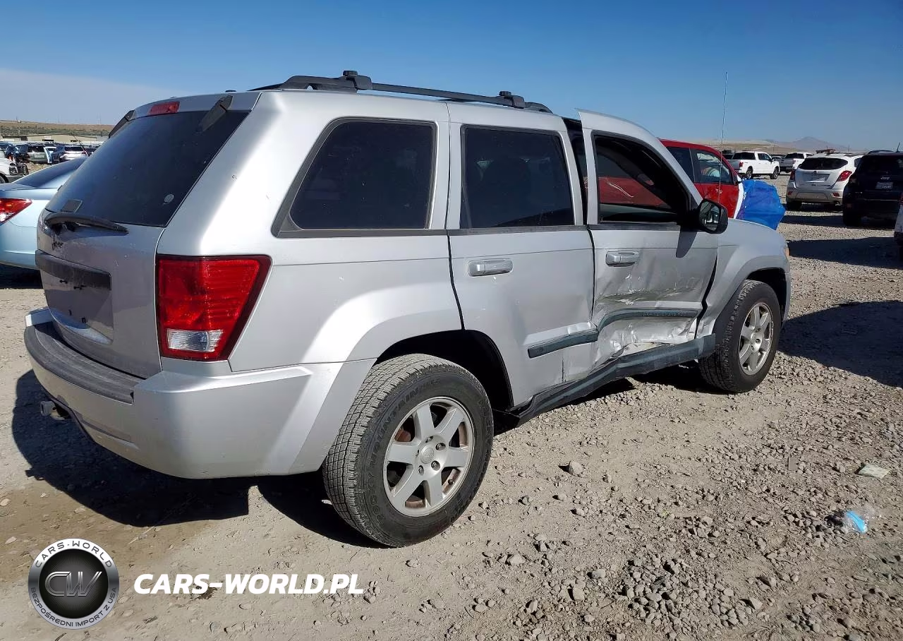 2009 Jeep Grand Cherokee Laredo VIN:1J8GR48K09C501928 - 3