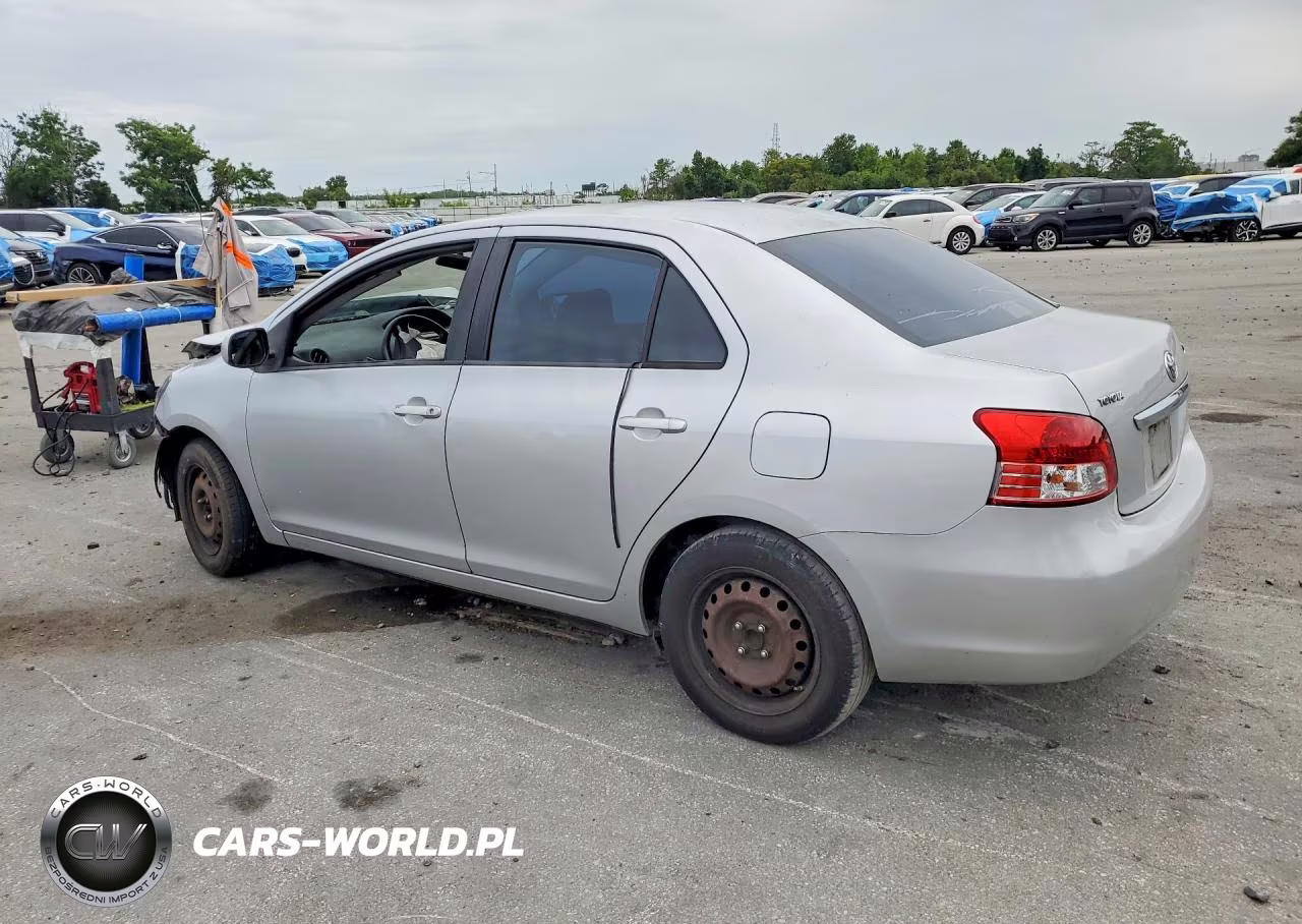 2010 Toyota Yaris Base VIN:JTDBT4K36A4074855 - 2