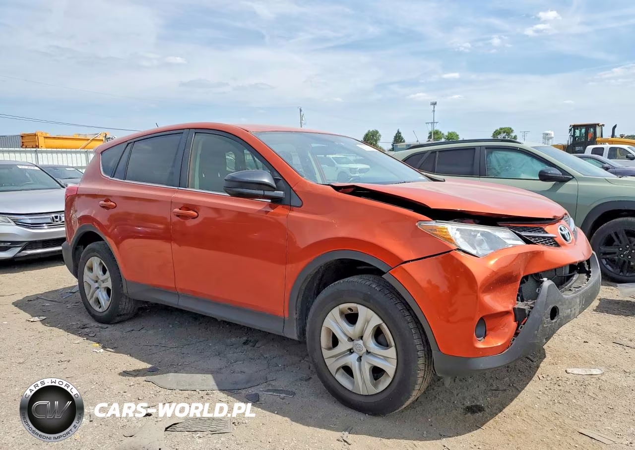 2015 Toyota Rav4 Le VIN:JTMBFREV1FJ030658 - 4