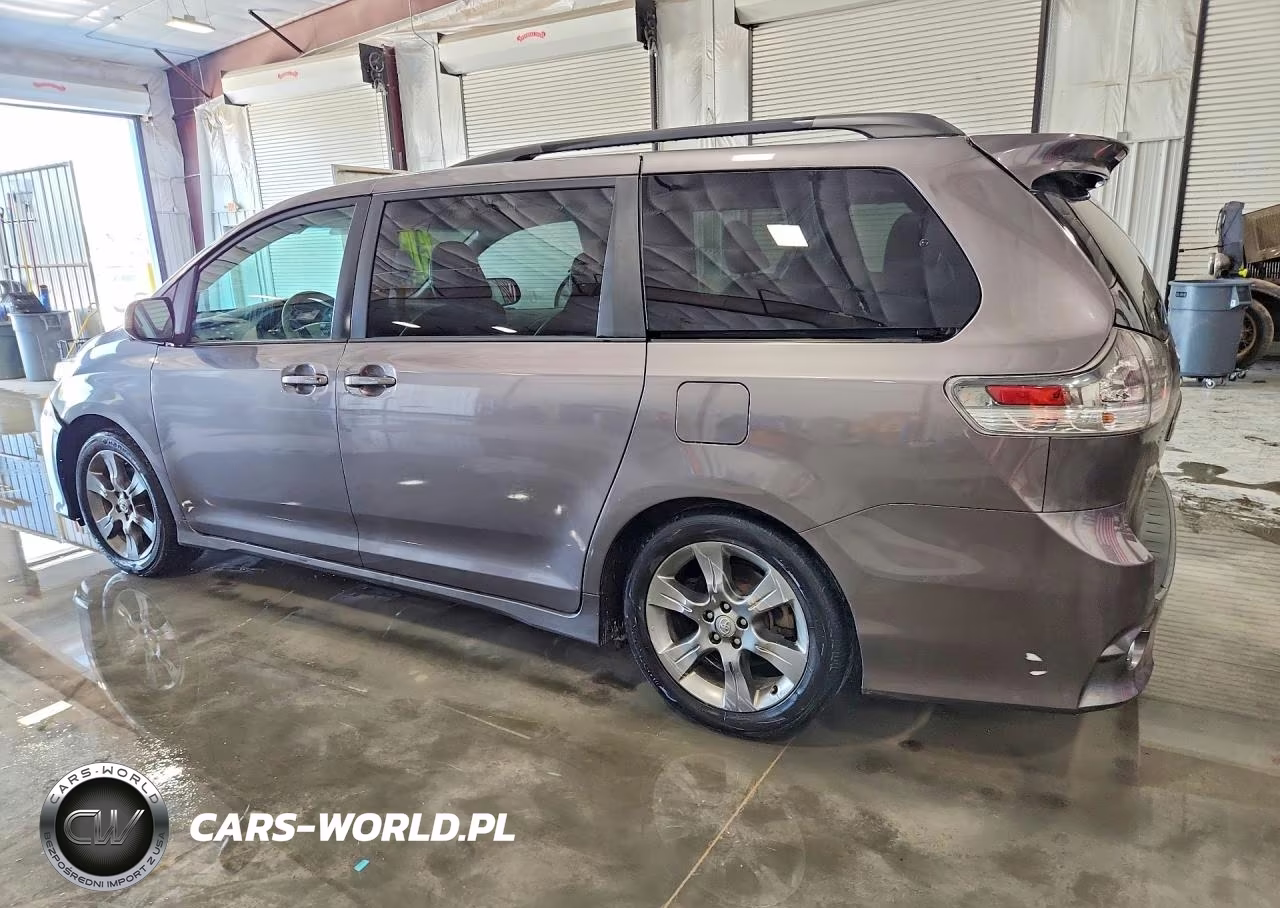 2011 Toyota Sienna Sport VIN:5TDXK3DC4BS123296 - 2