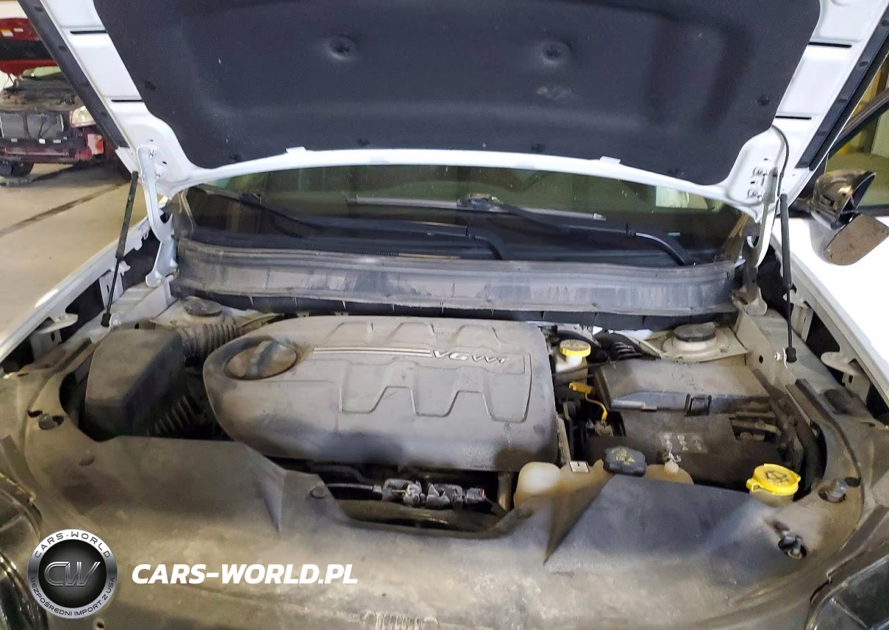 2020 Jeep Cherokee Latitude Plus VIN:1C4PJMLX1LD590699 - 12