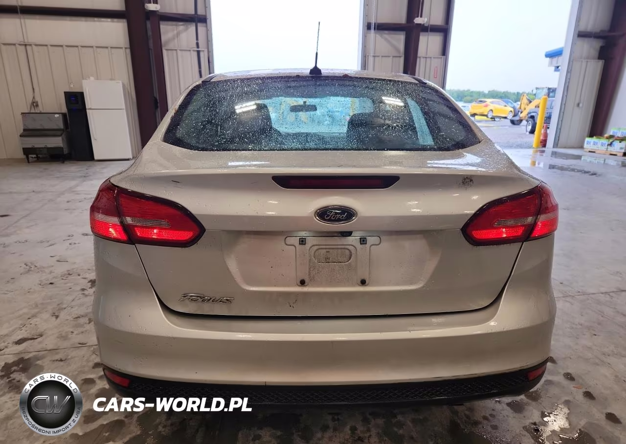 2017 Ford Focus S VIN:1FADP3E20HL220991 - 6
