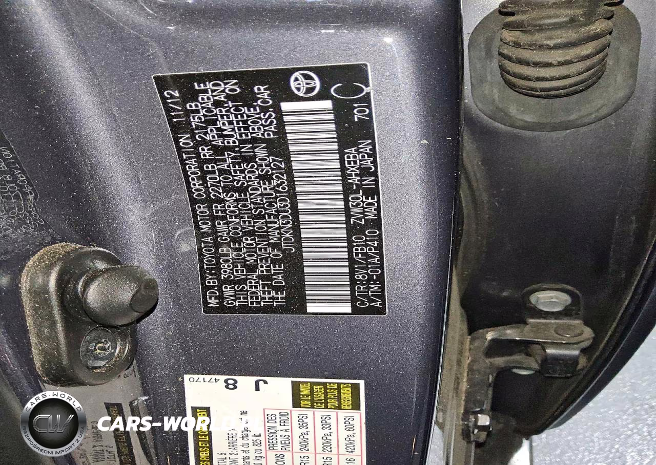 2013 Toyota Prius Two VIN:JTDKN3DU3D1632127 - 12