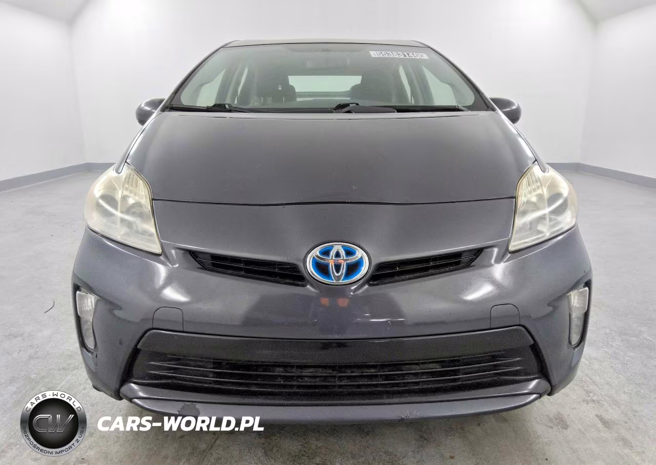 2013 Toyota Prius Two VIN:JTDKN3DU3D1632127 - 5