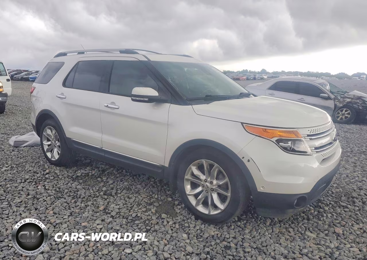 2014 Ford Explorer Limited VIN:1FM5K7F82EGC10339 - 4