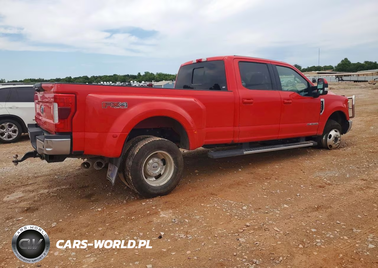 2018 Ford F350 Super Duty VIN:1FT8W3DT5JEC55982 - 3