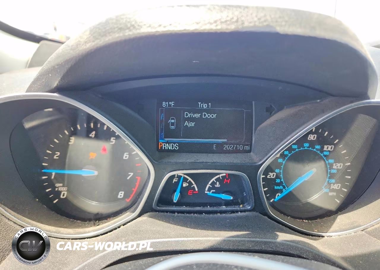2016 Ford Escape S VIN:1FMCU0F70GUC11218 - 9