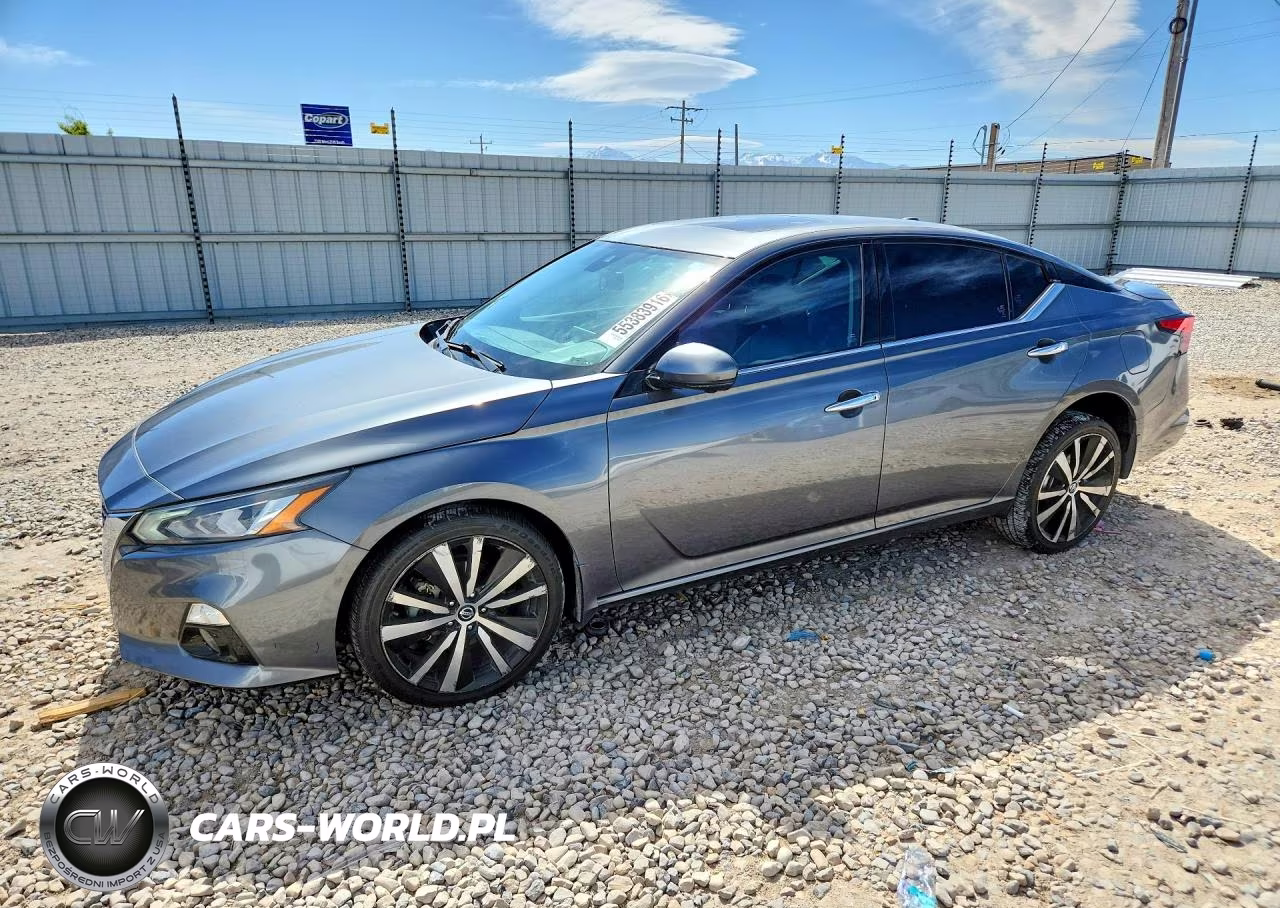2021 Nissan Altima Platinum – zdjęcie 1 z 13