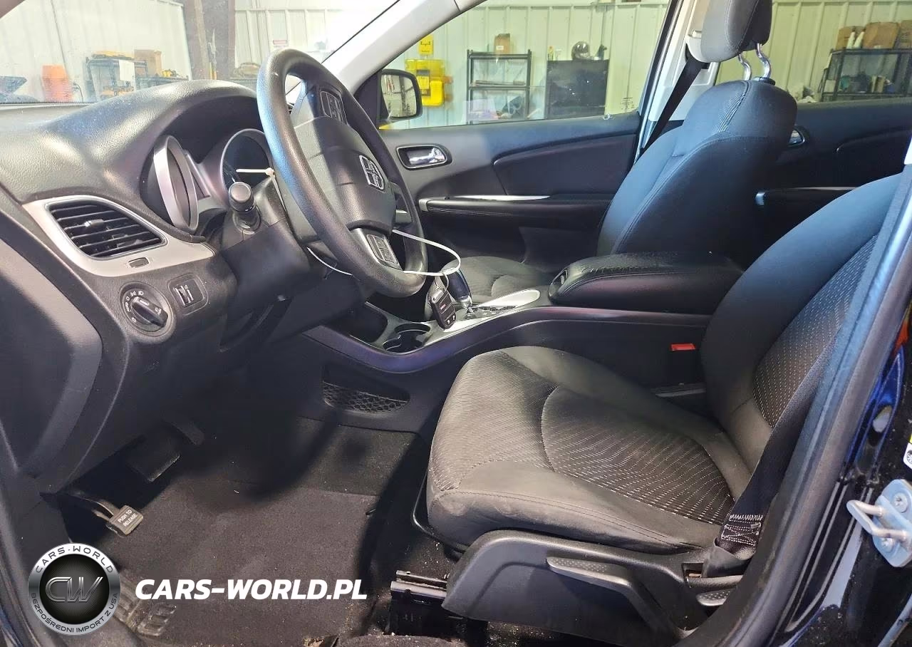 2018 Dodge Journey Sxt VIN:3C4PDCBB8JT215617 - 7