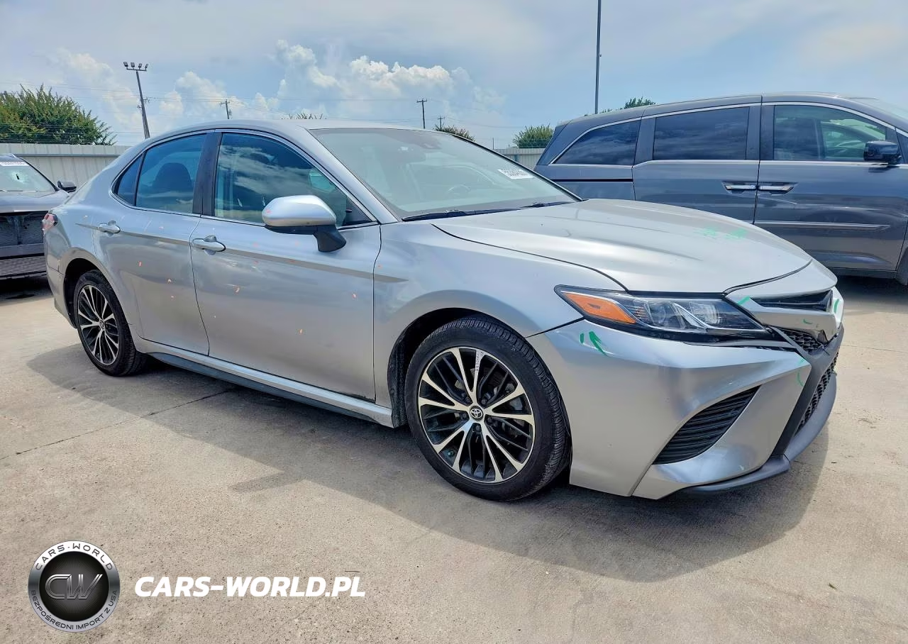 2020 Toyota Camry Se VIN:4T1G11AK9LU994237 - 4