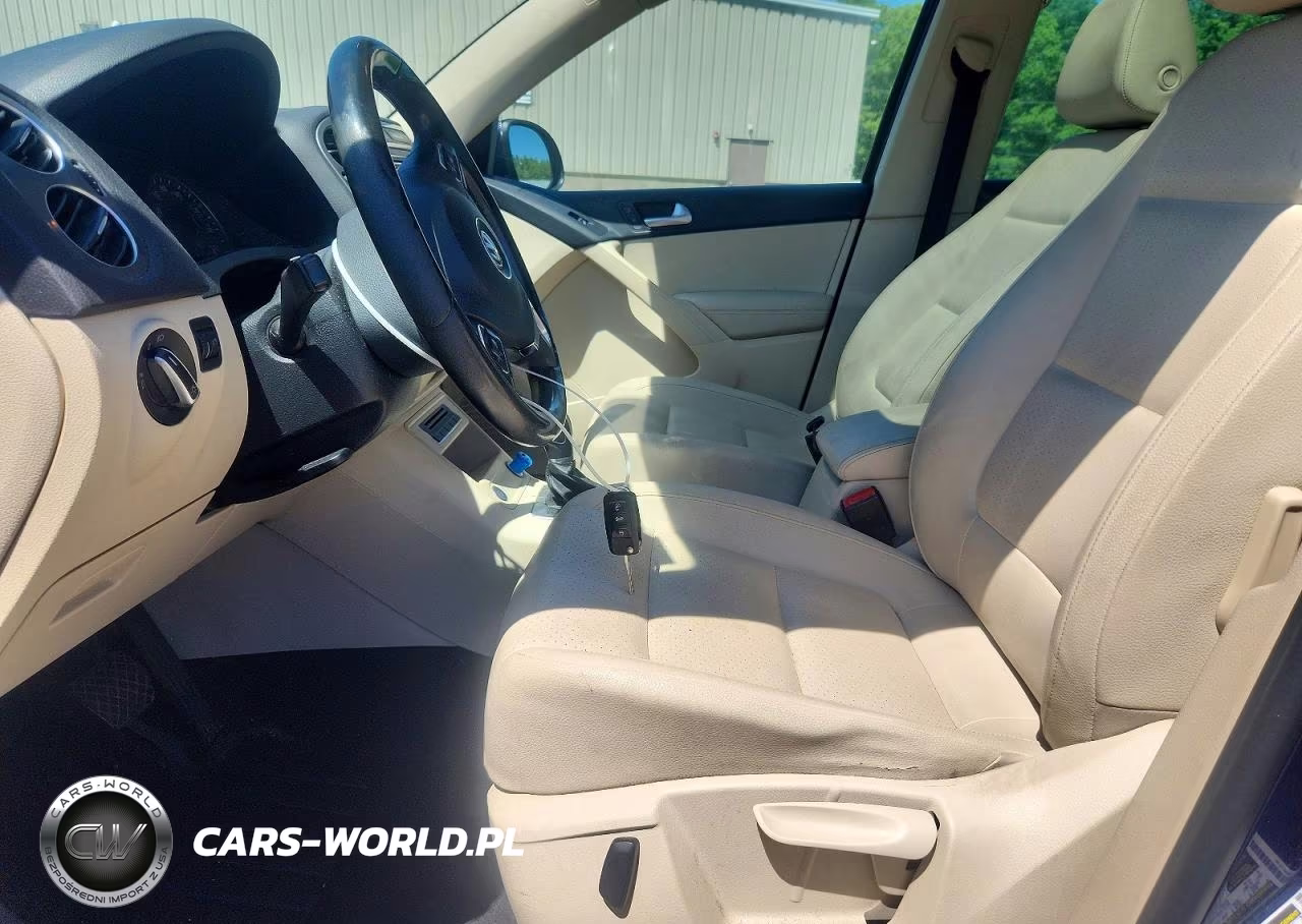 2015 Volkswagen Tiguan S VIN:WVGBV7AX8FW563104 - 7