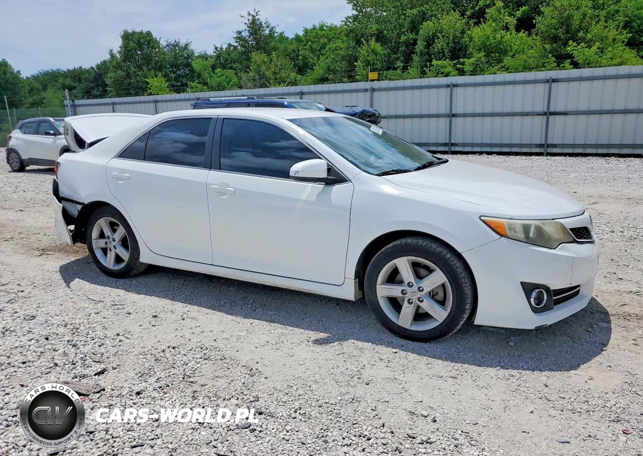 2014 Toyota Camry Se VIN:4T1BF1FK0EU391071 - 4