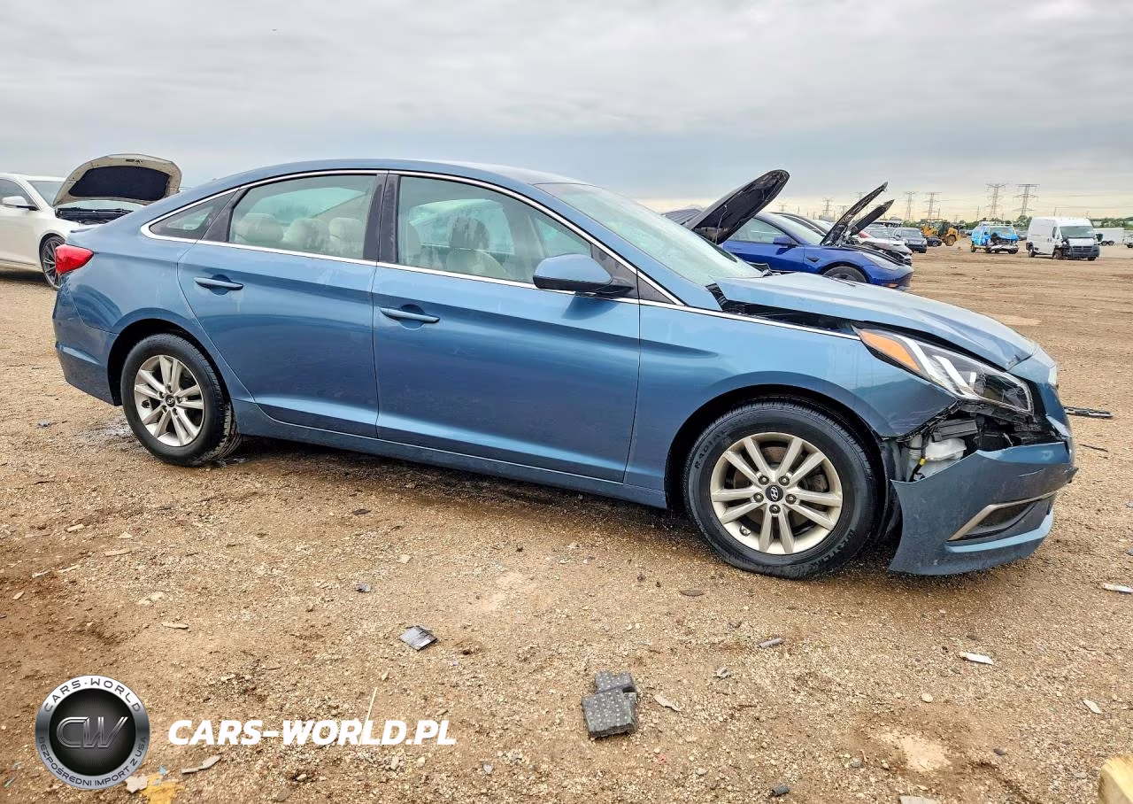 2016 Hyundai Sonata Se VIN:5NPE24AF8GH424775 - 4