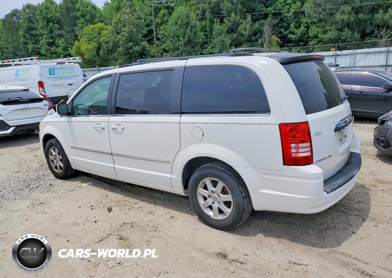 2010 Chrysler Town & Country Touring VIN:2A4RR5D12AR366329 - 2