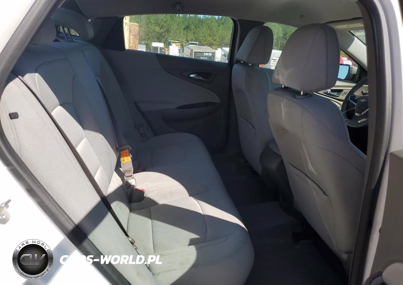 2019 Chevrolet Malibu Ls VIN:1G1ZB5ST2KF118839 - 10