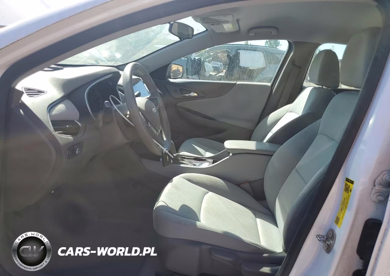 2019 Chevrolet Malibu Ls VIN:1G1ZB5ST2KF118839 - 7