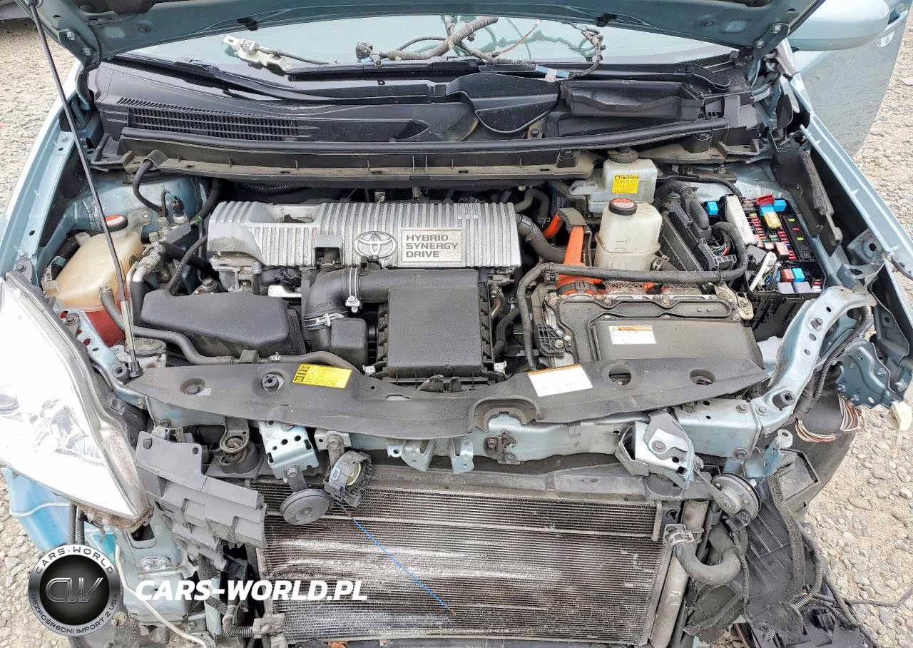 2015 Toyota Prius Two VIN:JTDKN3DU8F1899962 - 11