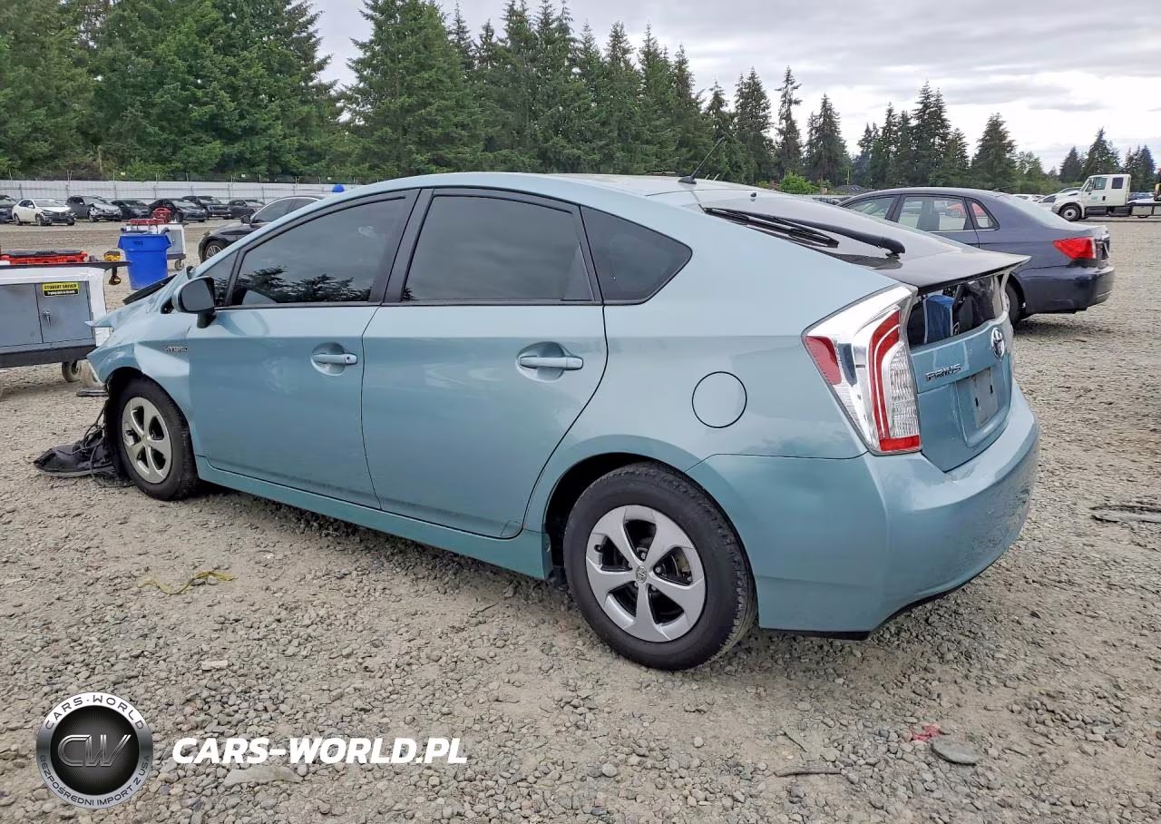 2015 Toyota Prius Two VIN:JTDKN3DU8F1899962 - 2