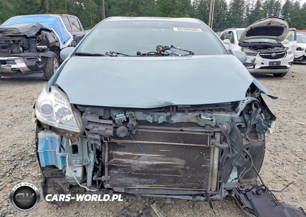 2015 Toyota Prius Two VIN:JTDKN3DU8F1899962 - 5