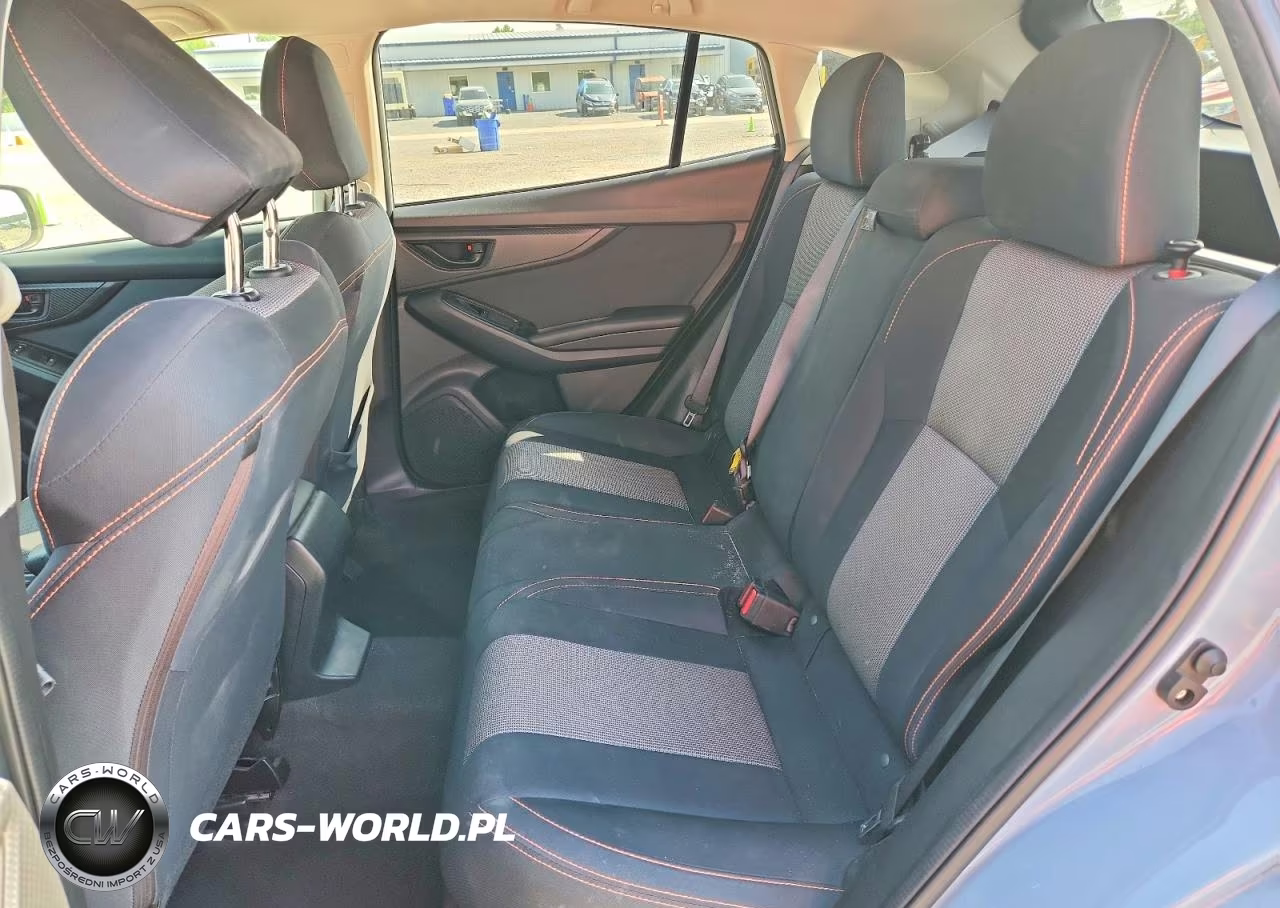 2020 Subaru Crosstrek Premium VIN:JF2GTAPC3L8244177 - 11