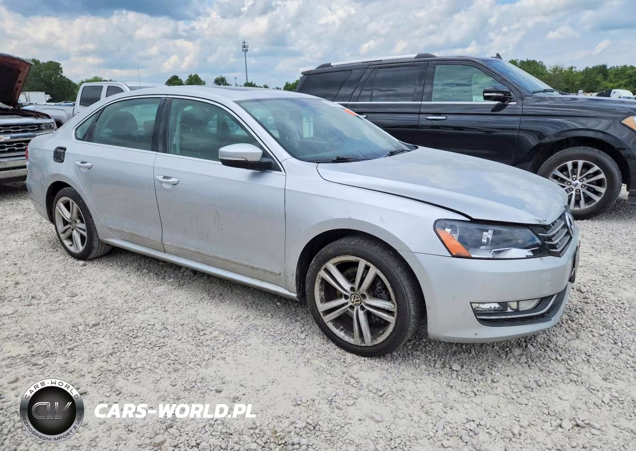 2014 Volkswagen Passat Sel VIN:1VWCN7A32EC039966 - 4