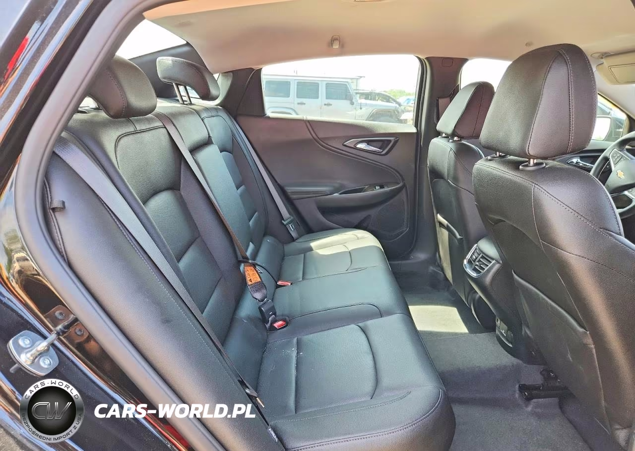2024 Chevrolet Malibu Premier VIN:1G1ZE5ST5RF247935 - 10