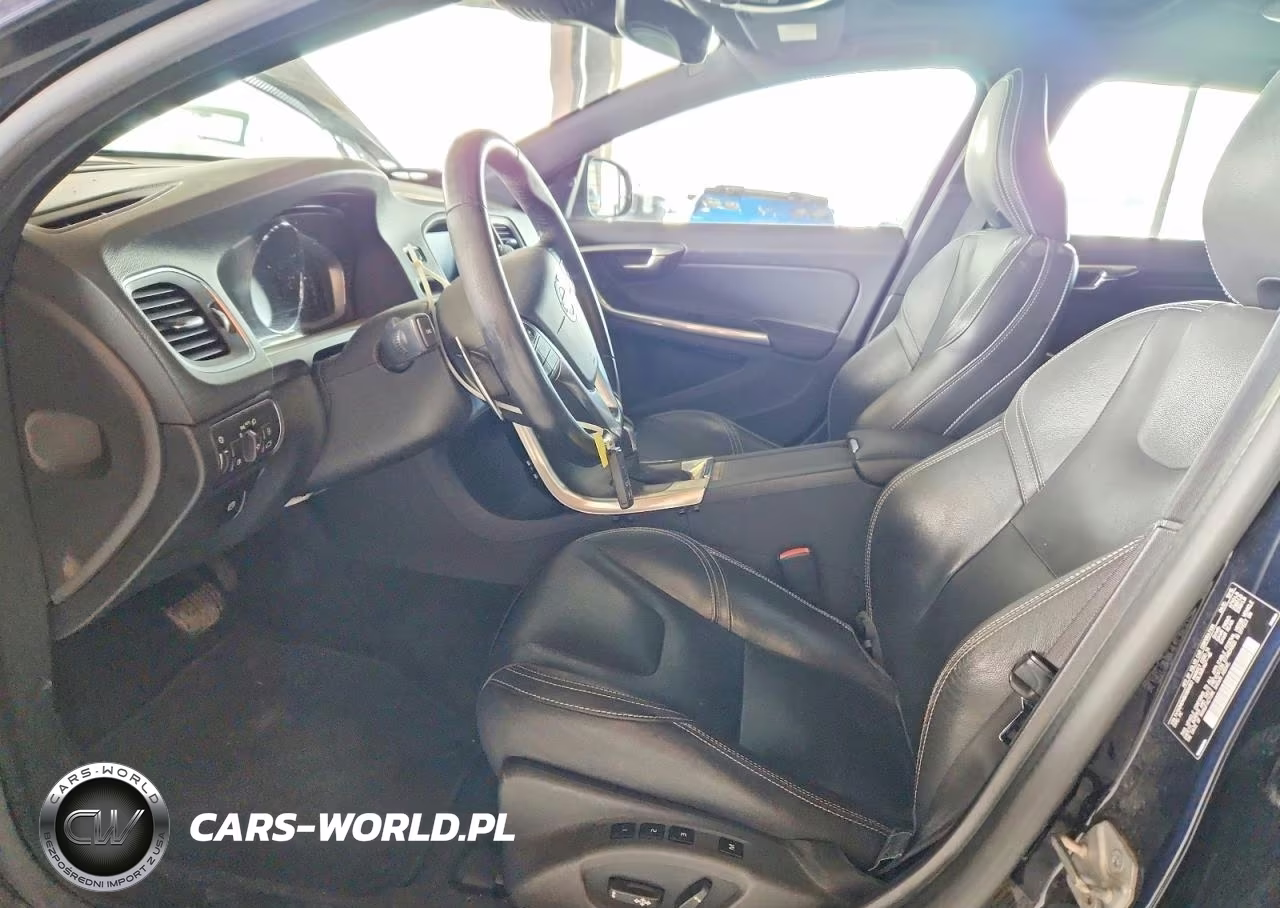 2016 Volvo V60 T5 Platinum VIN:YV140MEM9G1304852 - 7