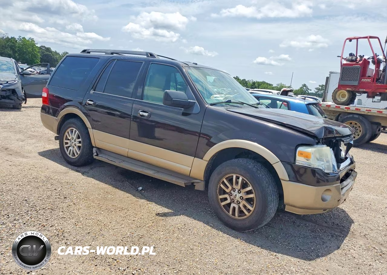 2013 Ford Expedition Xlt VIN:1FMJU1H5XDEF18040 - 4