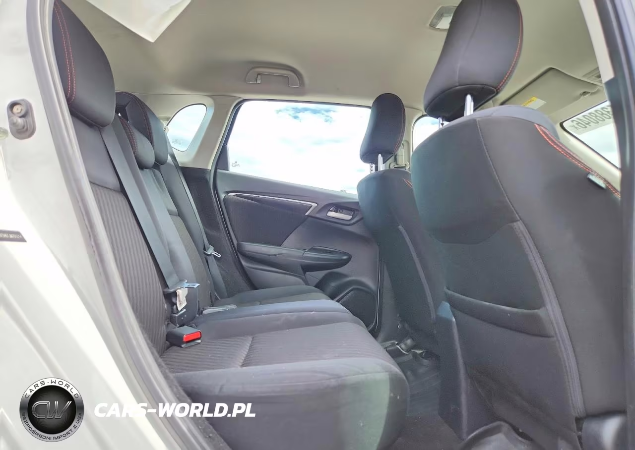 2018 Honda Fit Sport VIN:3HGGK5H67JM701214 - 10
