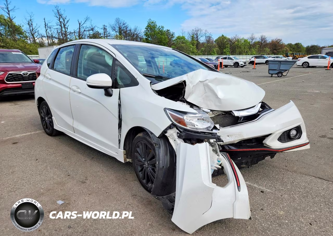 2018 Honda Fit Sport VIN:3HGGK5H67JM701214 - 4