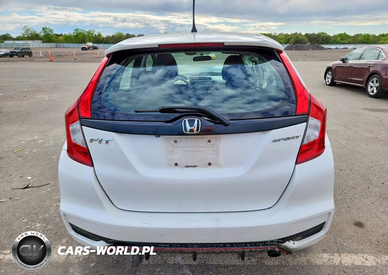 2018 Honda Fit Sport VIN:3HGGK5H67JM701214 - 6