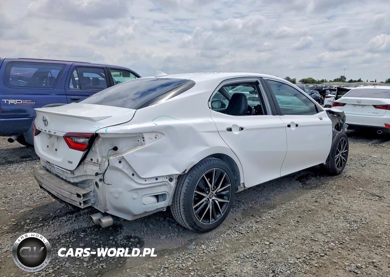 2021 Toyota Camry Se VIN:4T1G11AK6MU529108 - 3