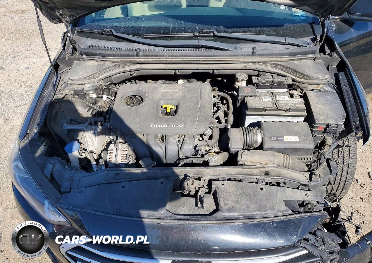 2018 Hyundai Elantra Value Edition VIN:5NPD84LF3JH309242 - 11