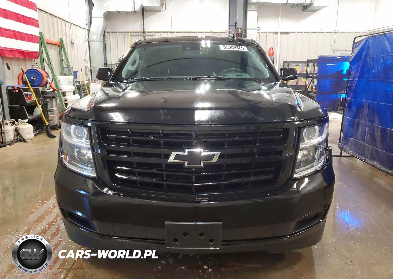 2018 Chevrolet Suburban K1500 Lt VIN:1GNSKHKC9JR244534 - 5