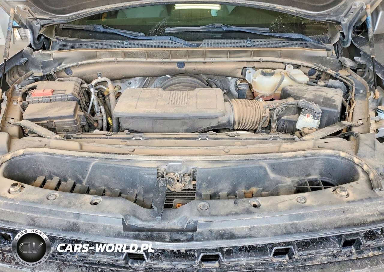 2022 Chevrolet Suburban K1500 Z71 VIN:1GNSKDKD2NR301616 - 12