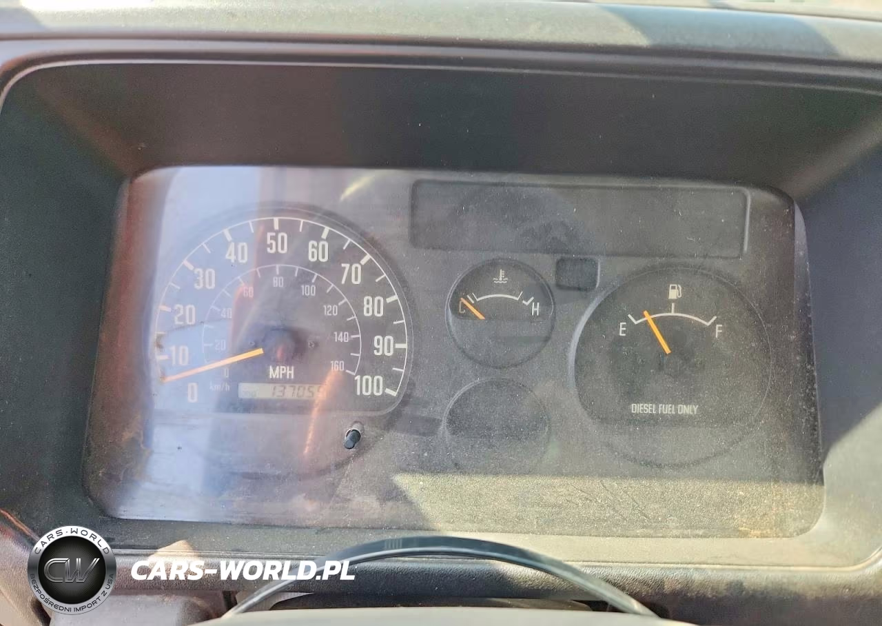 2000 Chevrolet Tilt Maste VIN:J8BC4B157Y7013068 - 9