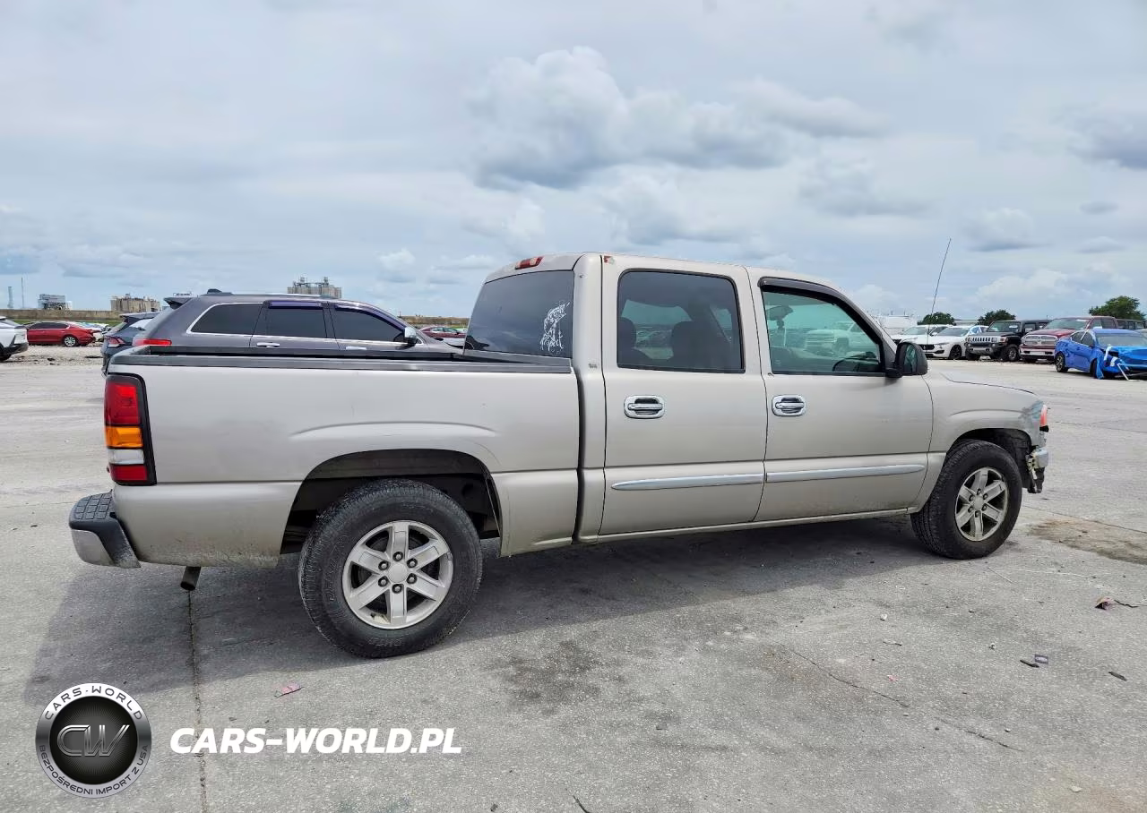 2005 GMC New Sierra C1500 VIN:2GTEC13T651283475 - 3