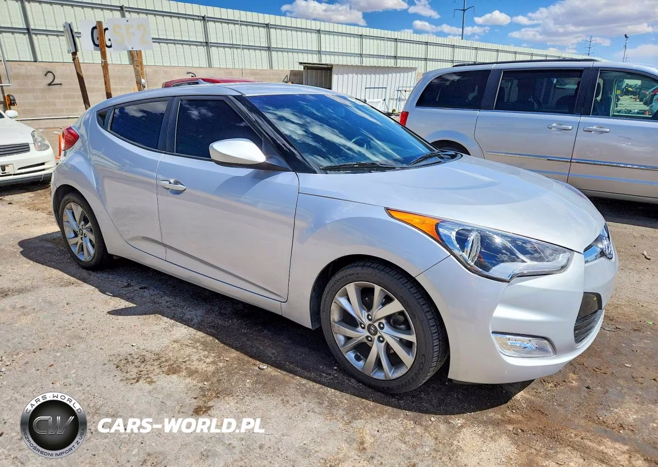 2017 Hyundai Veloster Base VIN:KMHTC6ADXHU308169 - 4