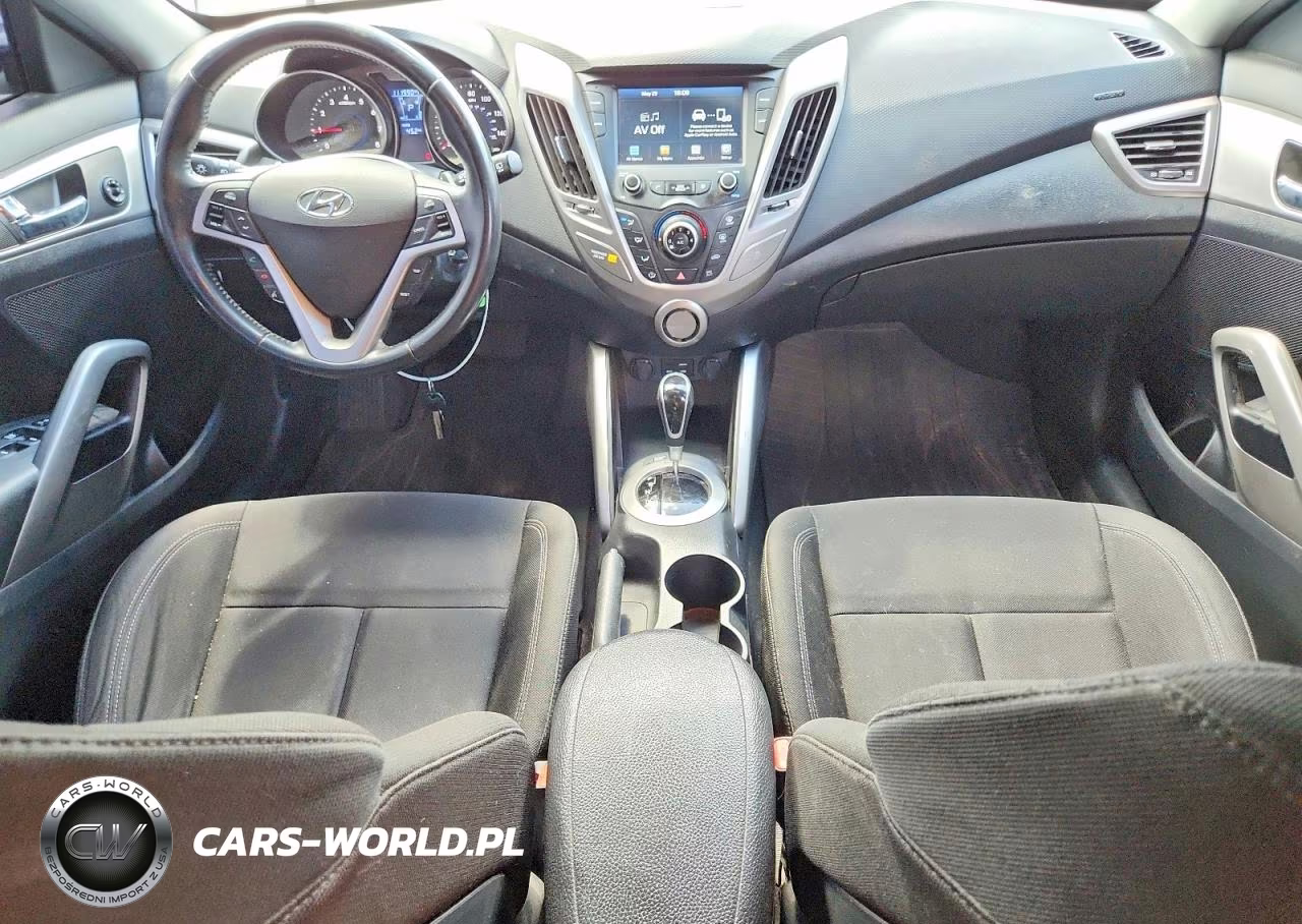 2017 Hyundai Veloster Base VIN:KMHTC6ADXHU308169 - 8